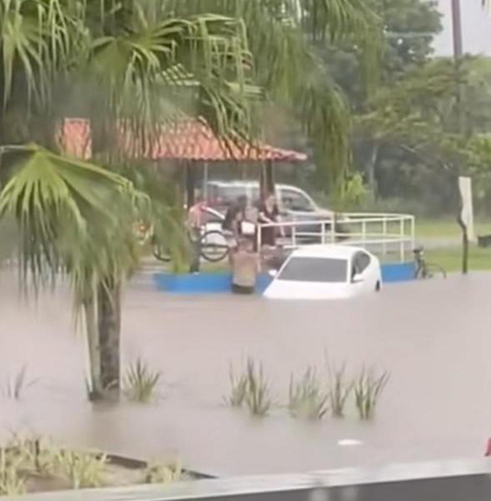 Temporal castiga cidades do Norte Fluminense e Região dos Lagos e deixa população em alerta