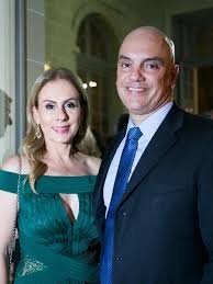 Crescimento do patrimônio imobiliário de Alexandre de Moraes levantam debate sobre transparência