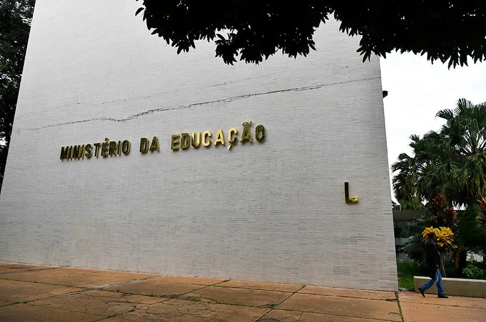 Rio de Janeiro inicia análise de resultados nas redes